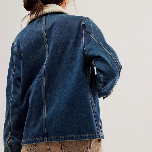 Levi's Warm Chore Coat - Picture 2 of 7